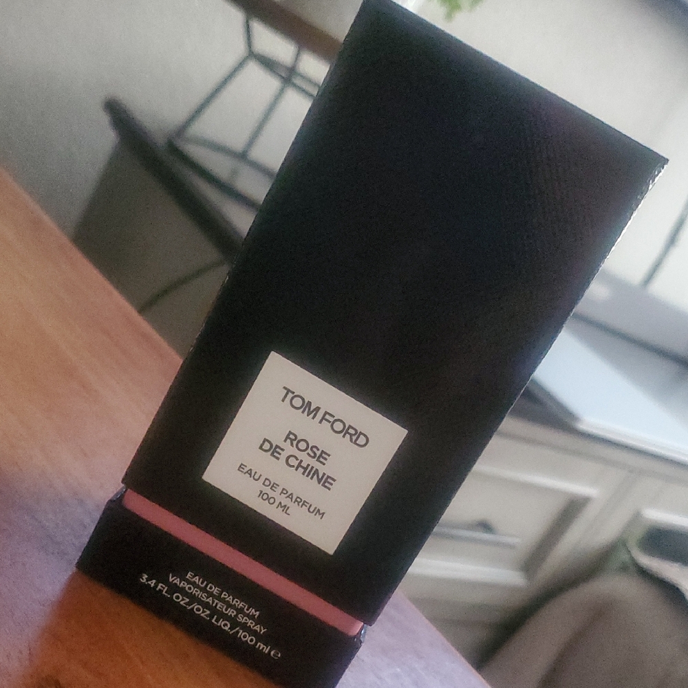 Tom Ford Rose De Chine in Black and Pink